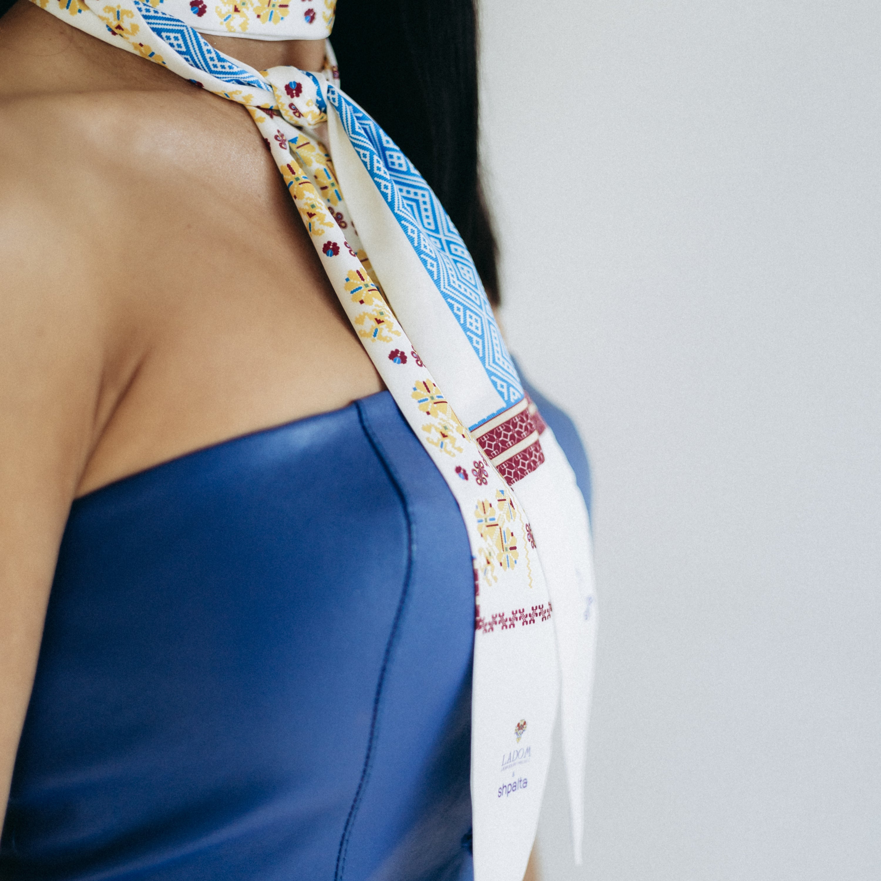 Біла Твіллі "Світове дерево"