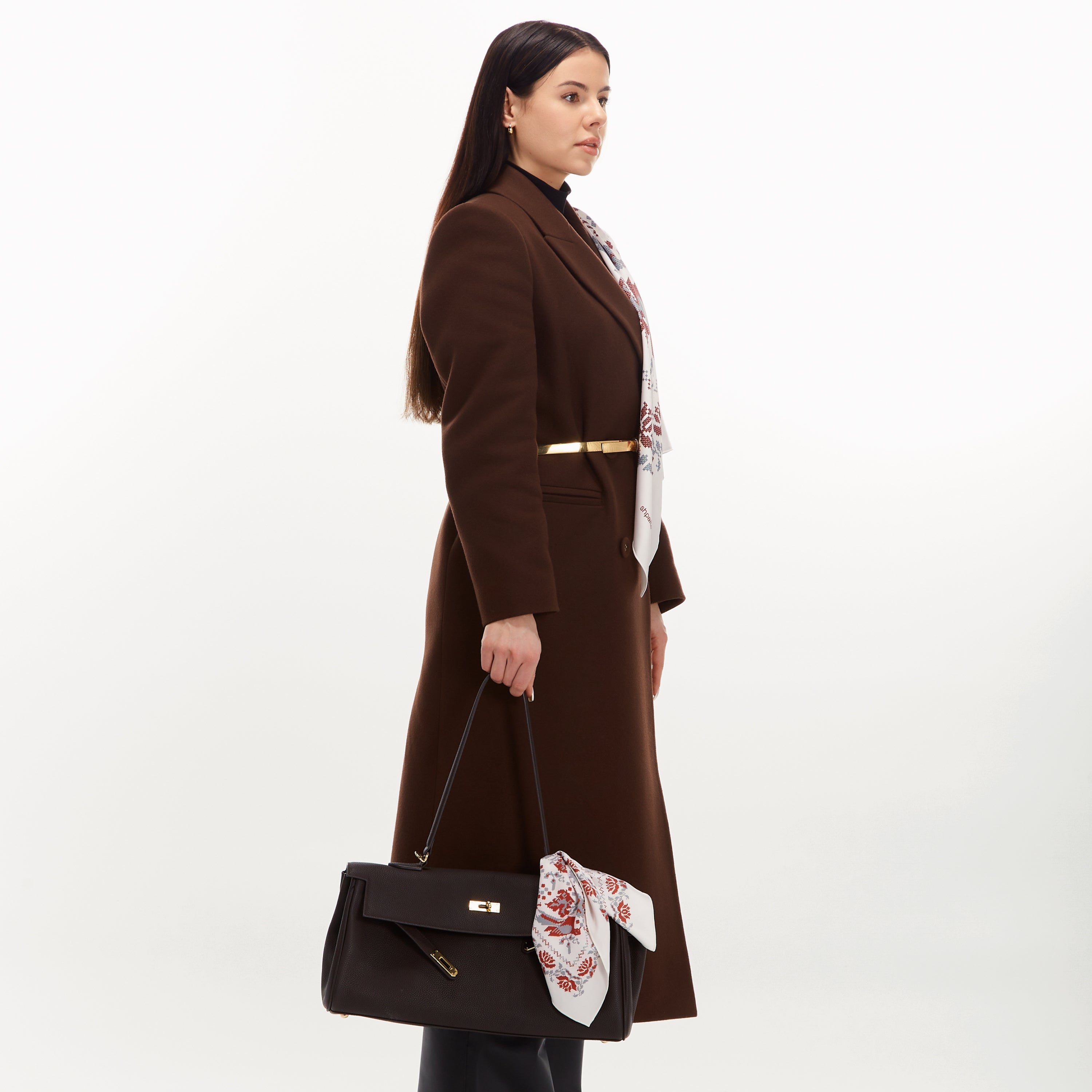 Біла Хустина "Голуби"