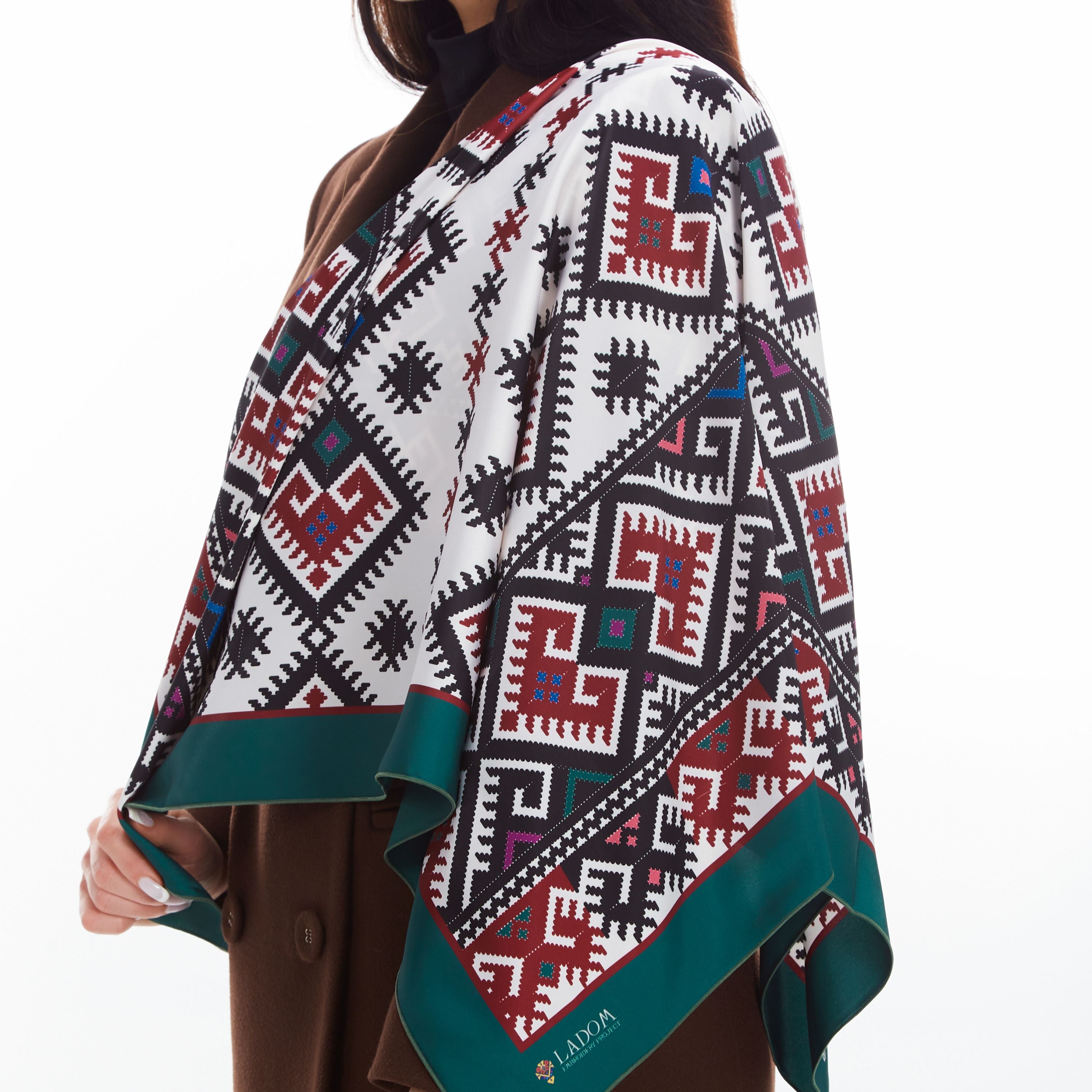 Зелена Хустина "Берегиня зі сваргами"