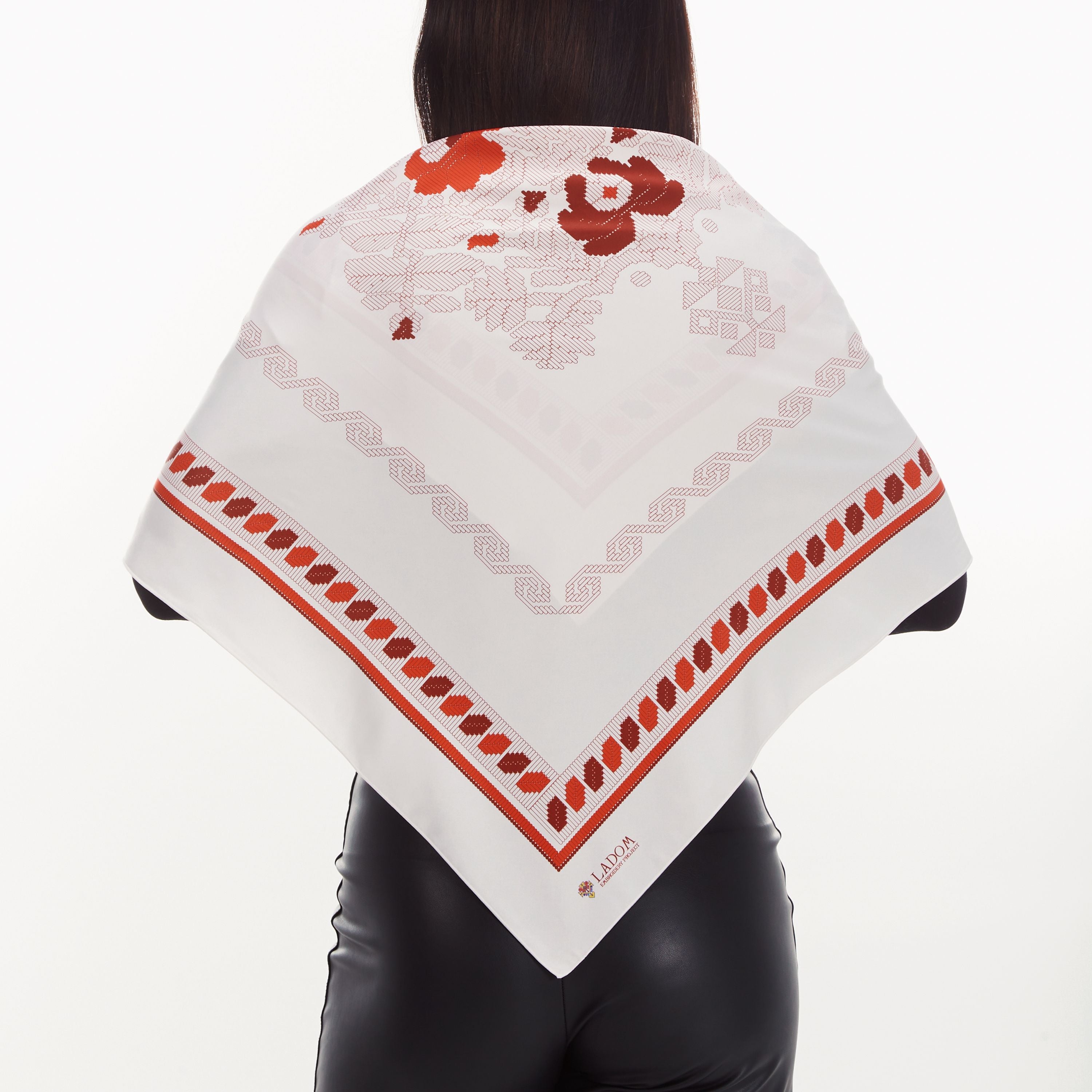 Біла Хустина «Берегиня-Матір»