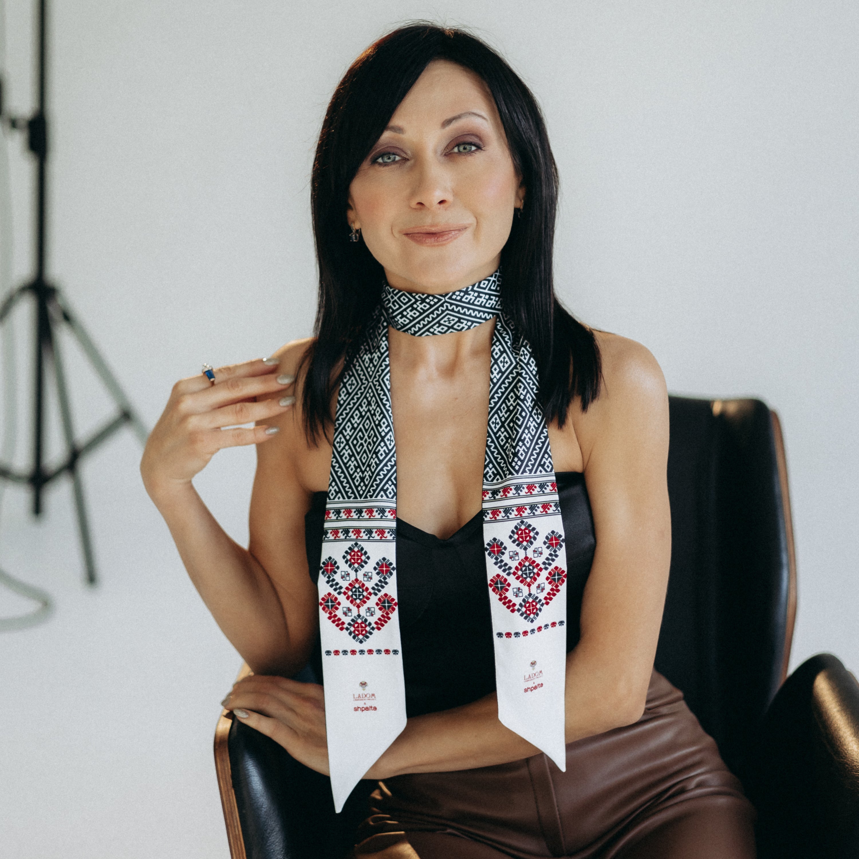 Чорна Твіллі "Дерево Життя"