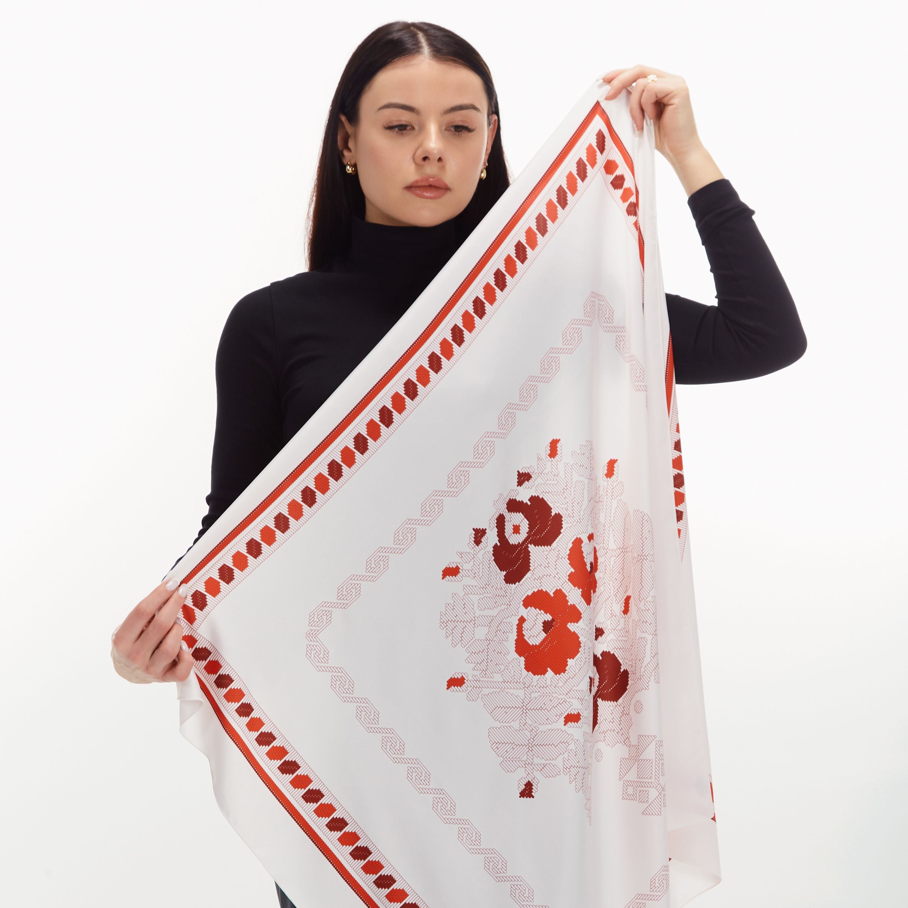 Біла Хустина «Берегиня-Матір»