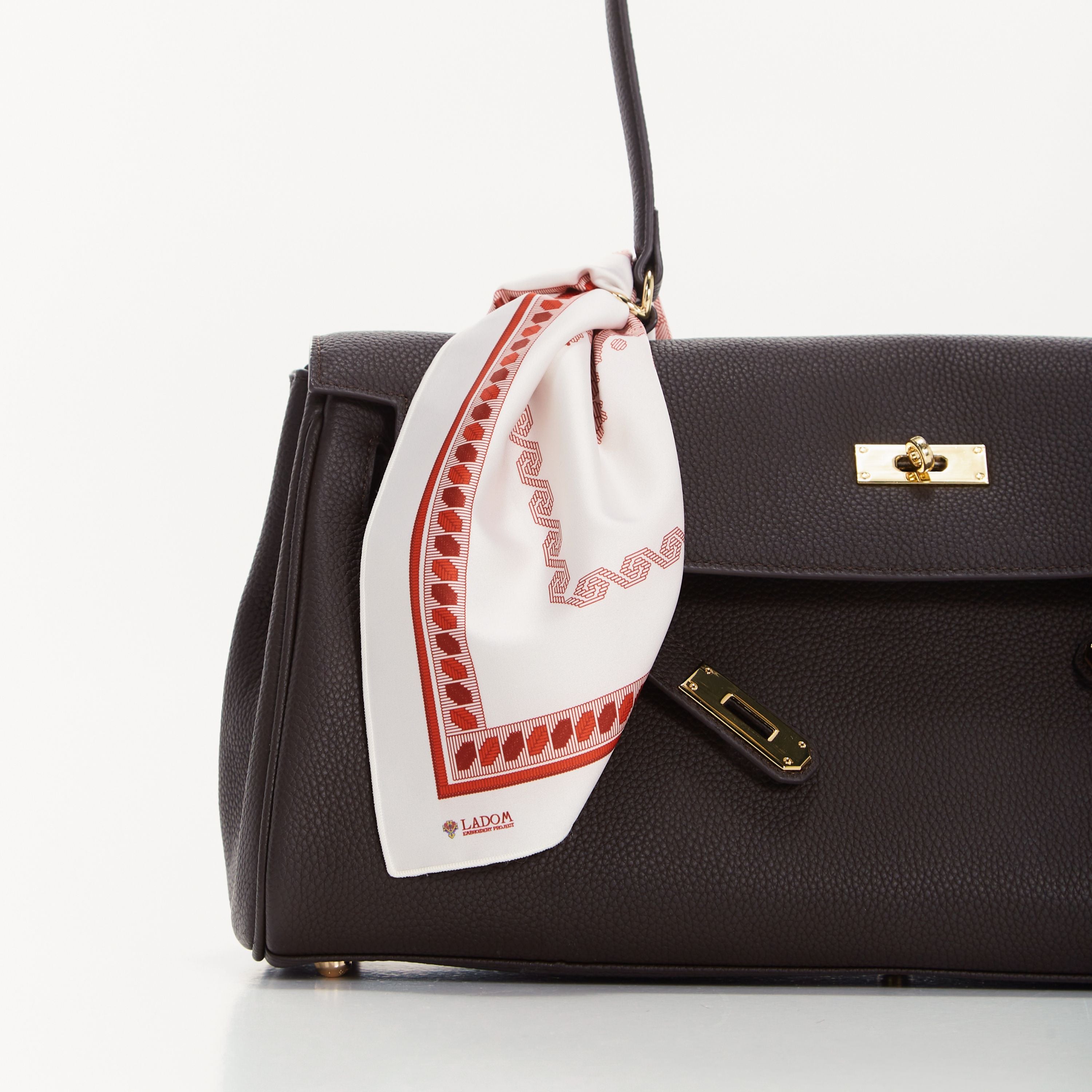 Біла Хустина «Берегиня-Матір»