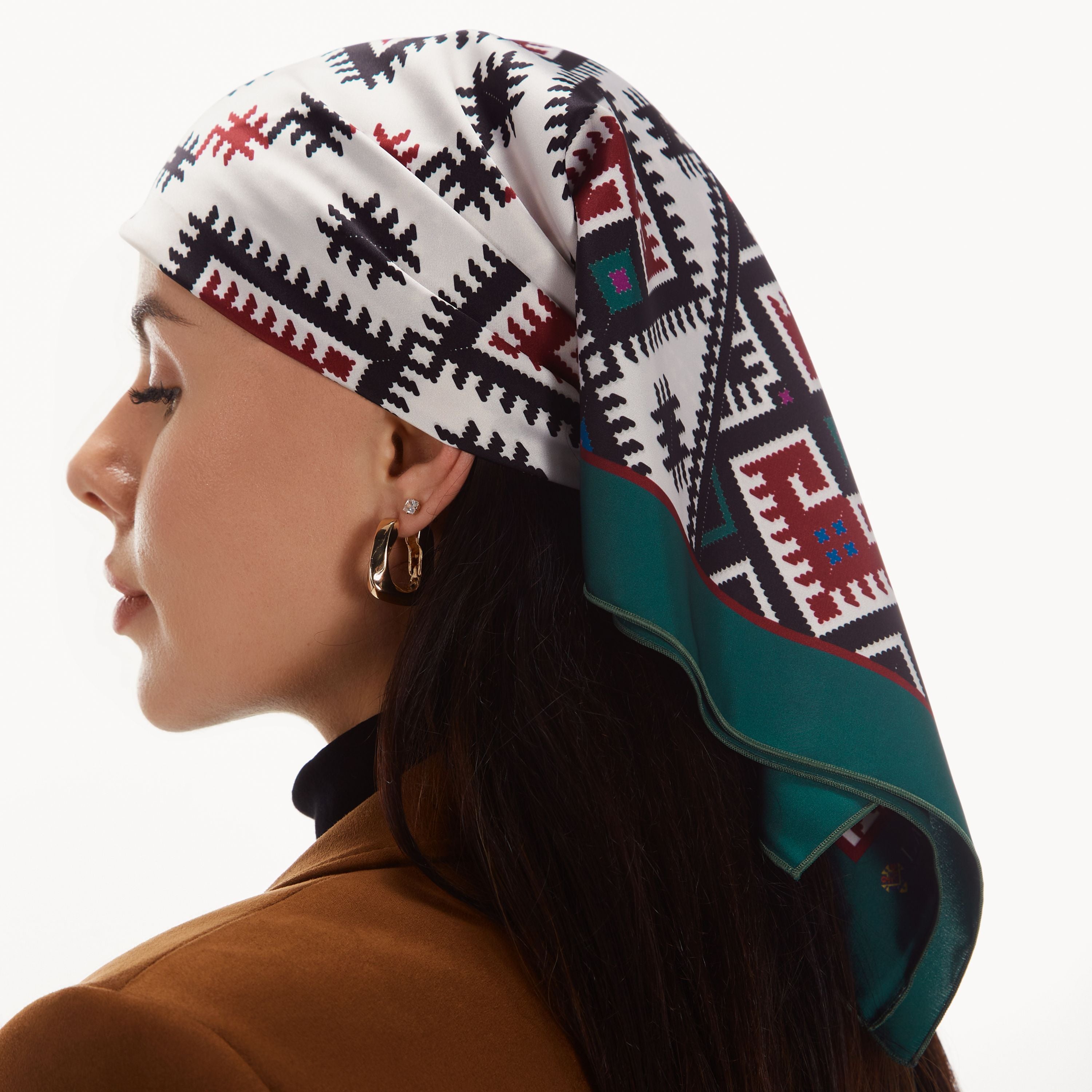 Зелена Хустина "Берегиня зі сваргами"