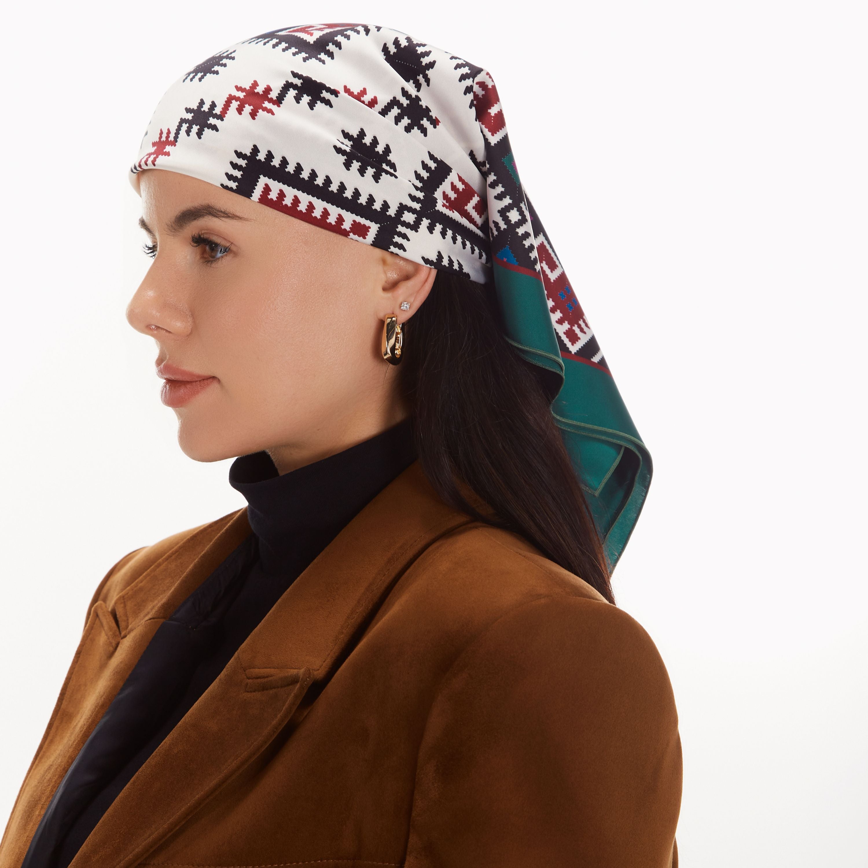 Зелена Хустина "Берегиня зі сваргами"